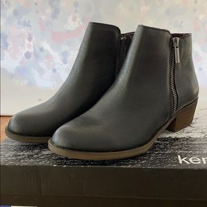 Kensie black leather ankle boots